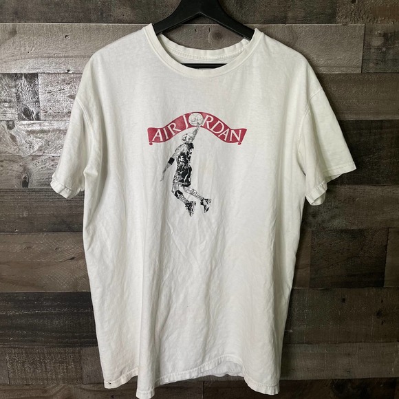 SOLD Air Jordan VTG T Shirt XL - Picture 1 of 3